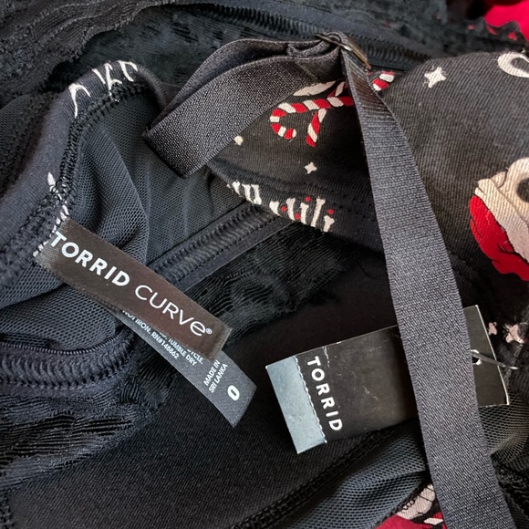 Torrid Lightly Lined Skull Holiday Print Cotton Bralette - Picture 9 of 11